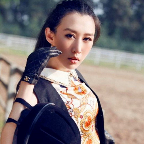 18张高清韵味十足的成熟美女头像 微信气质款合集来了