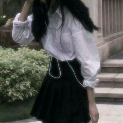 33张高清好看的女生身段部位头像合集