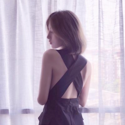 19张高清好看的女生侧面唯美QQ头像合集