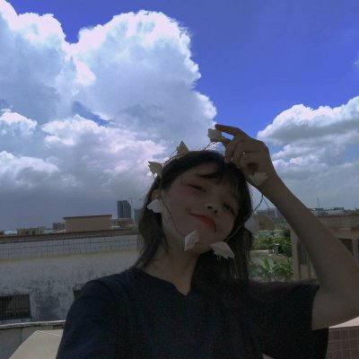 双人闺蜜头像合集！16张高清好看的一人一张款