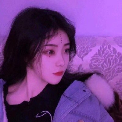 9张高清紫色系唯美女生头像 氛围感拉满