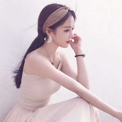 36张高清御姐范女生QQ头像 又美又飒太戳人
