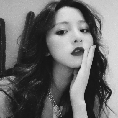 36张高清黑白高冷女生头像合集 自带清冷氛围感