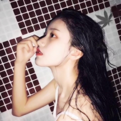 女生侧脸头像合集 36张高清气质款头像分享