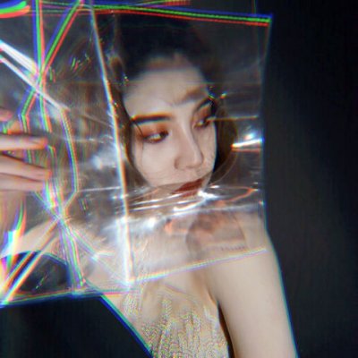 17张氛围感拉满的伤感意境女生头像，高清又唯美