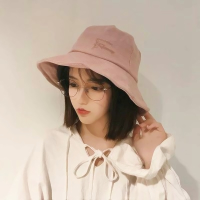 28张不露锋芒又带气场的女生头像合集