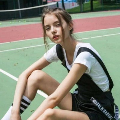 24张高清欧美范女生壁纸头像合集 氛围感直接拉满
