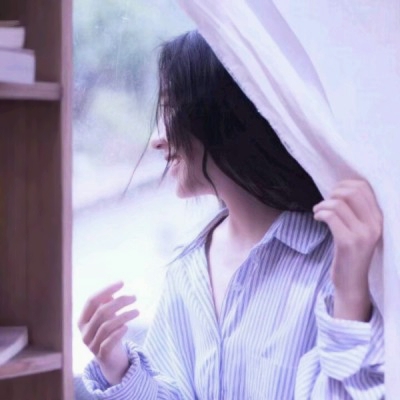 6张清新淡蓝色女生头像 高清氛围感拉满