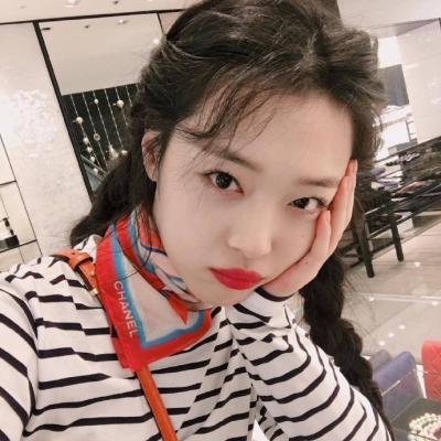 24张高清可爱萌系真人女生头像合集