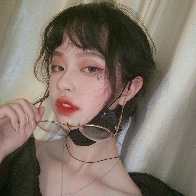 超拽又高冷的霸气女生头像，气场拉满！（16张合集）