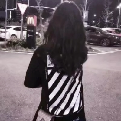 19张可爱感拉满的女生背影头像 软萌小仙女专属头像合集