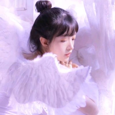 12张干净清爽的白色系清纯女生QQ头像合集