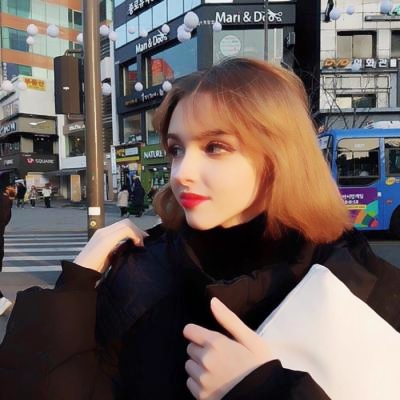 35张高清唯美外国美女头像合集 好看的女生头像素材