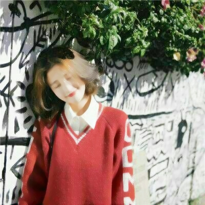 20张高清唯美短发女生微信头像合集