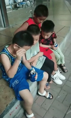 “奥斯卡欠你一个影帝”表情包来啦