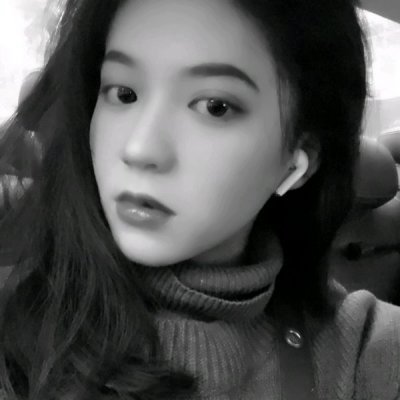 32张高清伤感黑白女生头像 适合当微信头像用