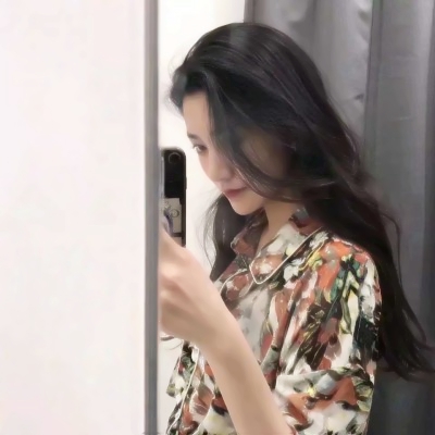 36张高清原宿风QQ女生头像 时尚感拉满的潮流头像合集