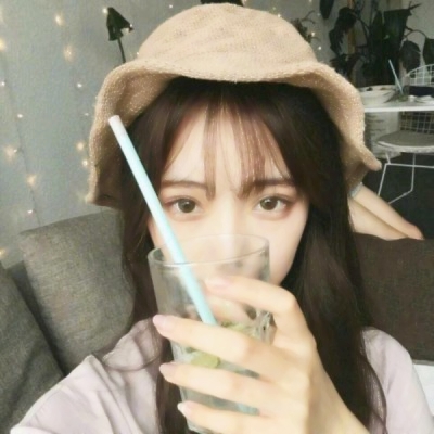 14张高清欧美风女生头像合集 氛围感拉满的欧美范女头