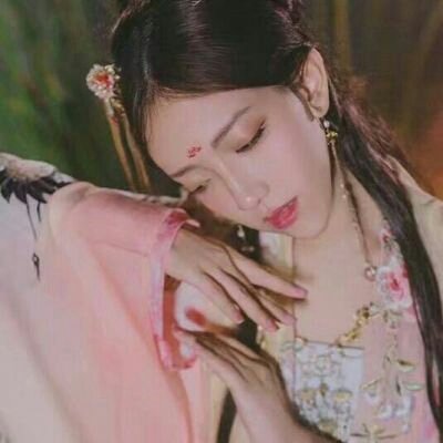 25张高清古风真人女头 小清新中国风女生头像