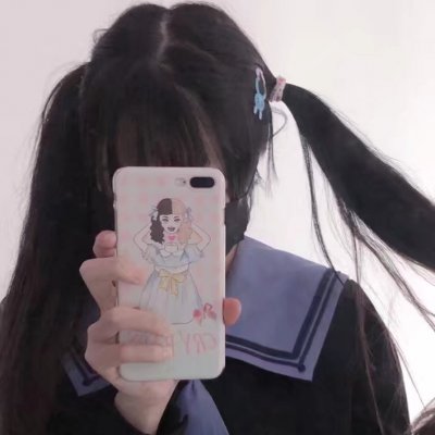 超拽手机控女生头像合集！27张高清质感头像直接抱走