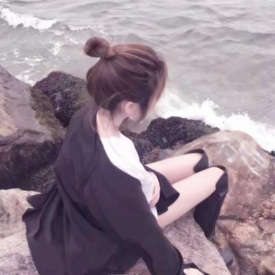 26张高清气质女生唯美背影QQ头像，氛围感拉满