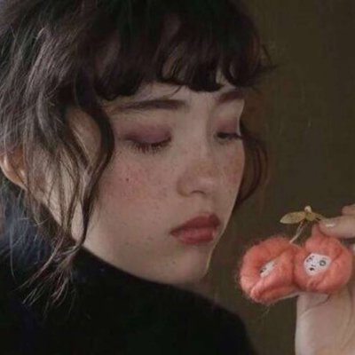 26张高清ins风欧美女生头像 氛围感拉满