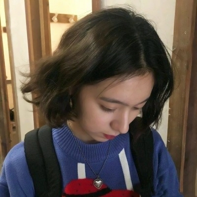 30张氛围感短发女生头像合集