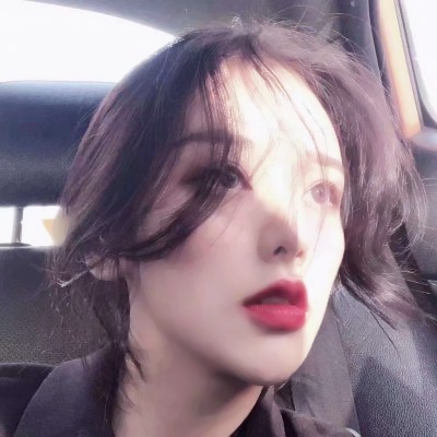 微信头像美女真实高清图 17张好看真人女生头像合集