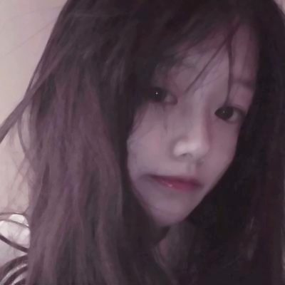 21张高清真实女生微信头像 好看又实用