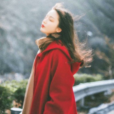 17张高清小清新女生微信头像 氛围感拉满