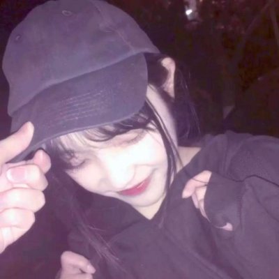 帽子控集合！30张高清时尚戴帽女生头像精选