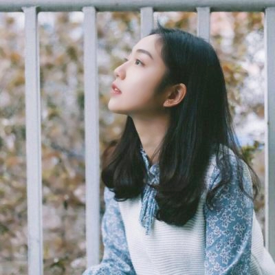 21张清新脱俗女生头像合集 简单干净又好看的网红款头像