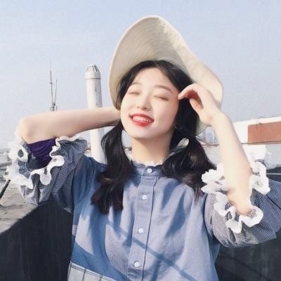 21张高清好看的戴帽女生头像 当下超流行的头像素材