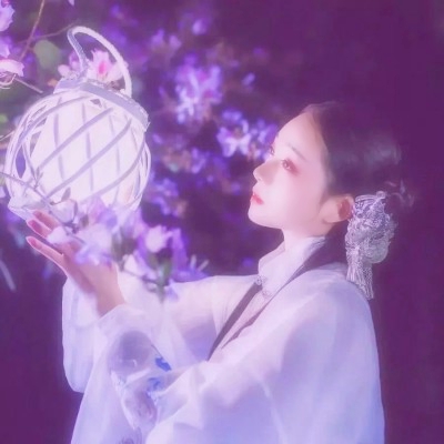 10张带感的忧伤古风女生真人头像
