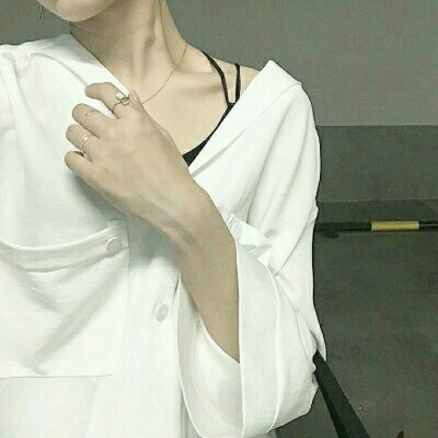 18张高清女生部位头像 新潮好看的女生局部头像合集