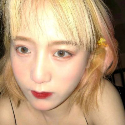 32张高清短发女孩头像合集 好看的女生头像精选