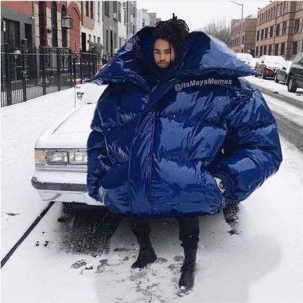 降温天出门怎么穿？这套御寒装备表情包火了