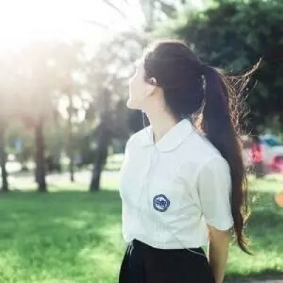 35张高清个性美女微信头像合集 好看又有格调