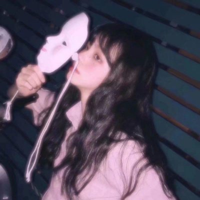 34张高清好看的社会霸气女生微信头像