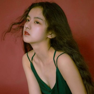 20张高冷霸气红色系女生QQ头像合集