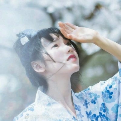 15张高清真人伤感古风女生头像合集