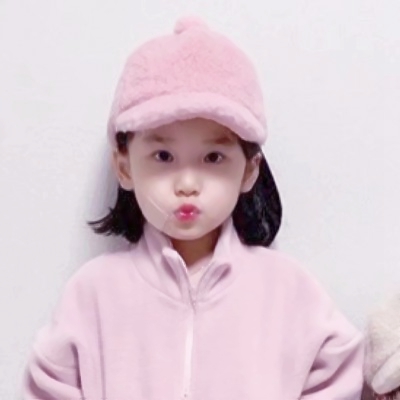 34张可爱萌娃闺蜜头像 一人一张高清无水印