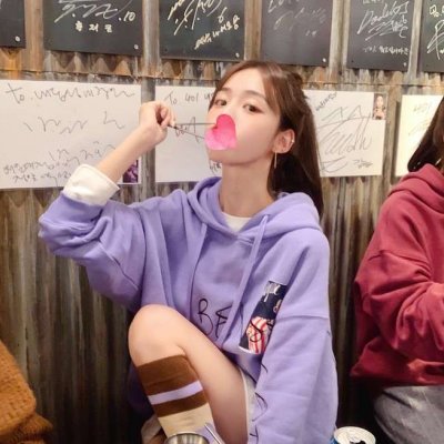 10张高清好看的女生照片QQ头像合集
