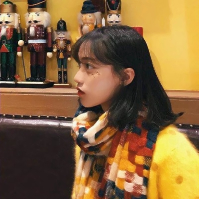 36张清新感拉满的女生侧颜QQ头像，温柔又治愈