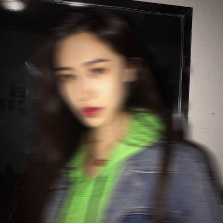 19张高清动感模糊微笑女生头像合集