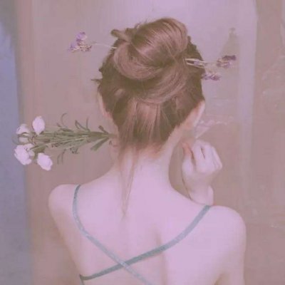 16张清新感拉满的丸子头女生头像 高清好看直接存