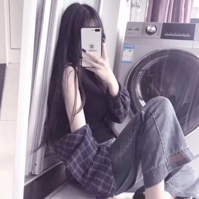 超拽手机控女生头像合集！27张高清质感头像直接抱走