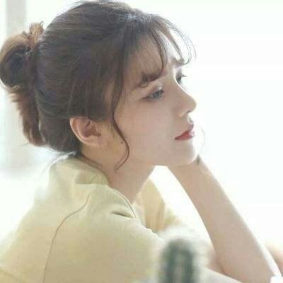 16张清新感拉满的丸子头女生头像 高清好看直接存