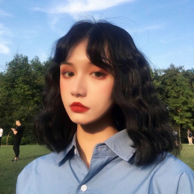 36张高清潮流女生QQ头像 最新时尚款任你挑