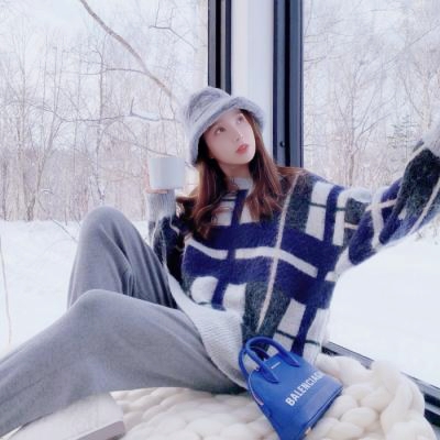 17张高清时尚好看的女生头像合集